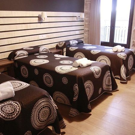 La Casa De Beli Hotel Tardajos ภายนอก รูปภาพ