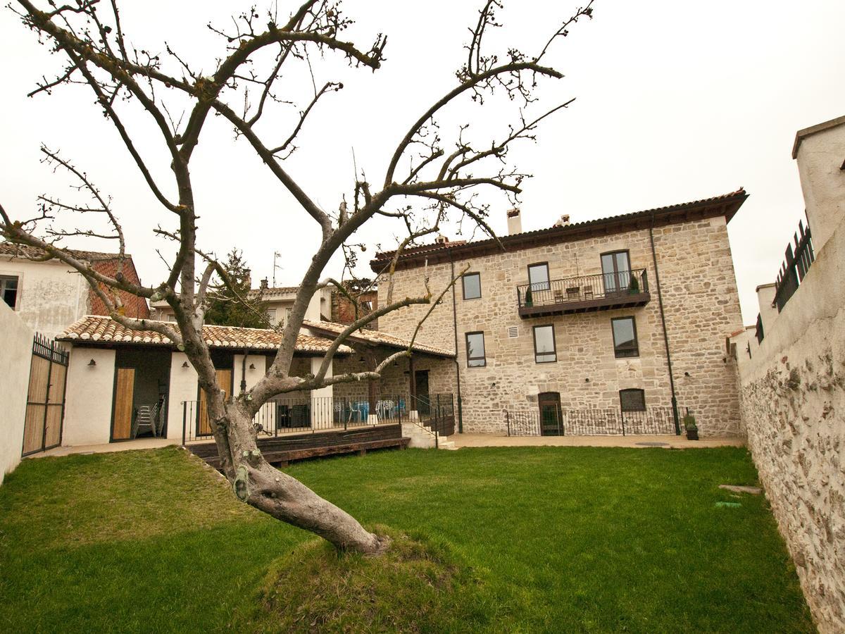 La Casa De Beli Hotel Tardajos ภายนอก รูปภาพ