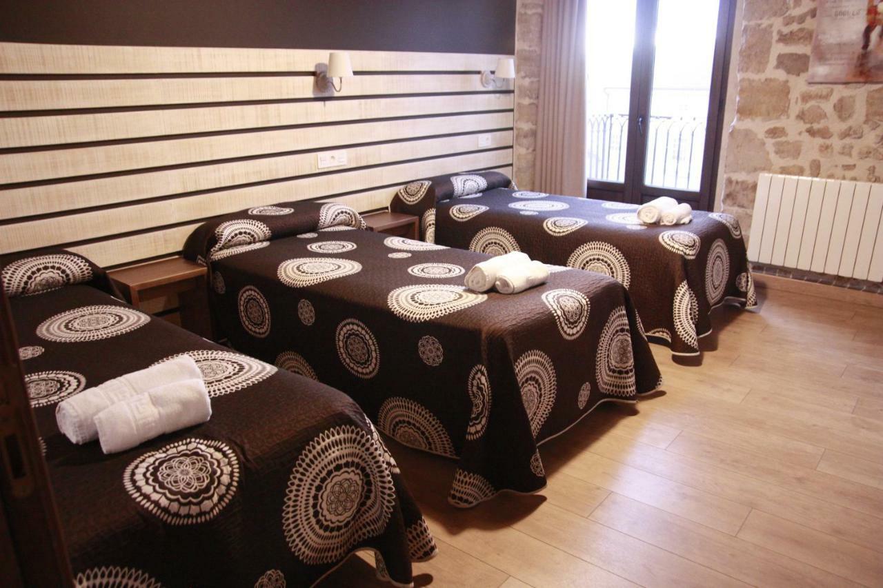 La Casa De Beli Hotel Tardajos ภายนอก รูปภาพ